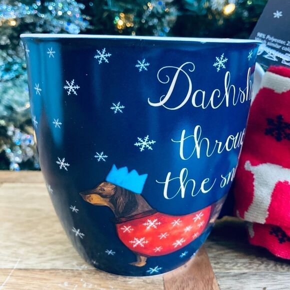 NWT 2-pc Christmas Dachshund Dog Mug & Socks Set - Picture 4 of 7